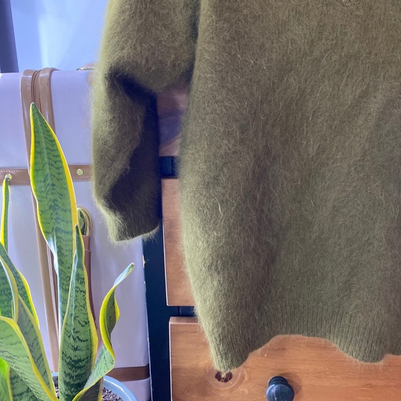 Vintage angora fluffy soft sweater - Picture 4 of 6